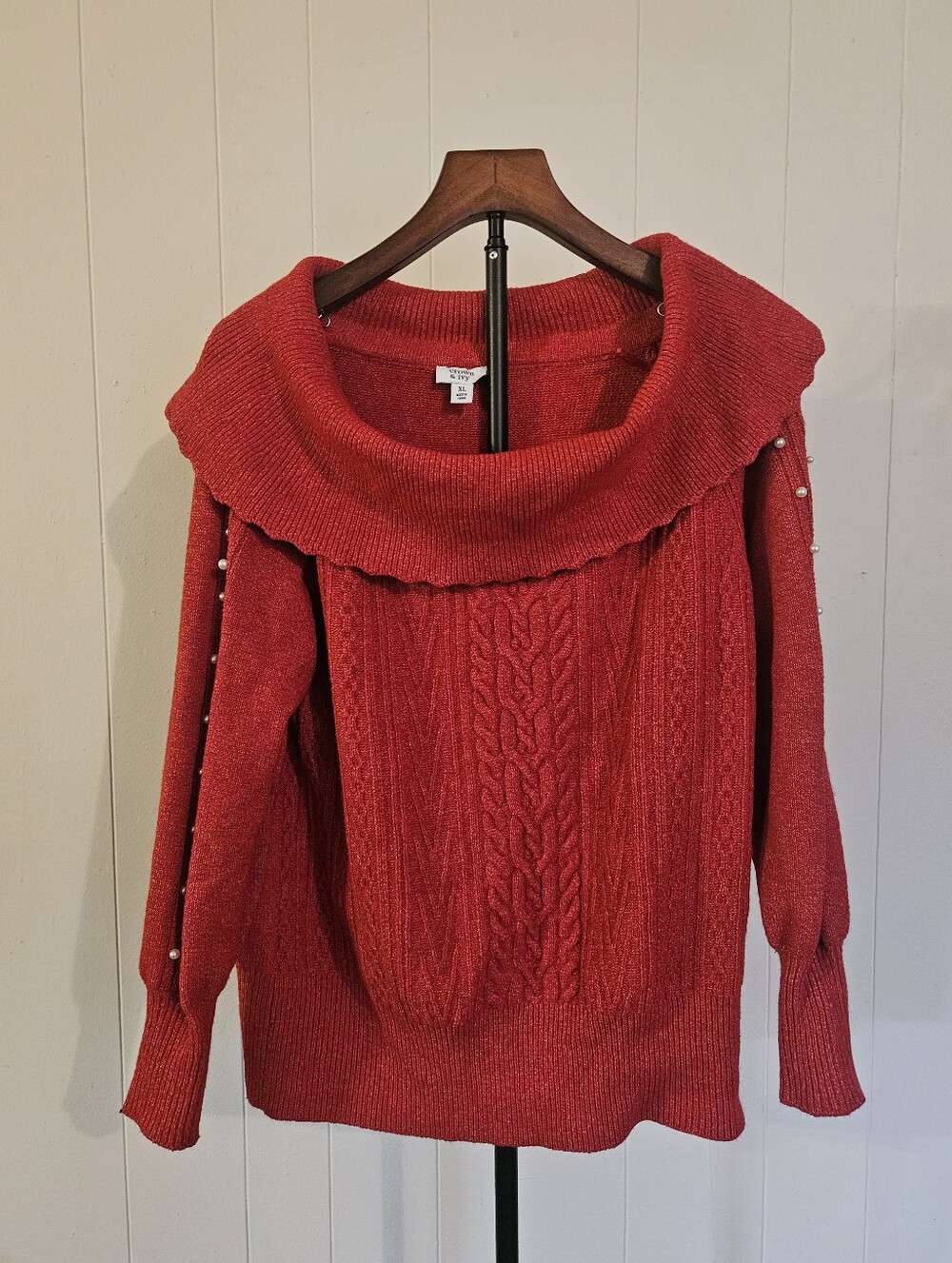 NWT crown & ivy Red Cable Knit Off-Shoulder Sweater with Pearl Trim Size XL